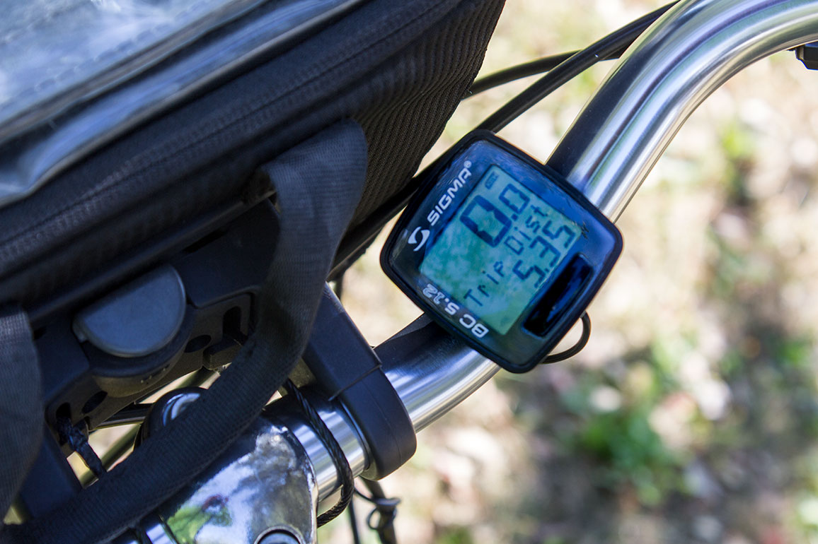 Sigma odometer on the bike handlebars